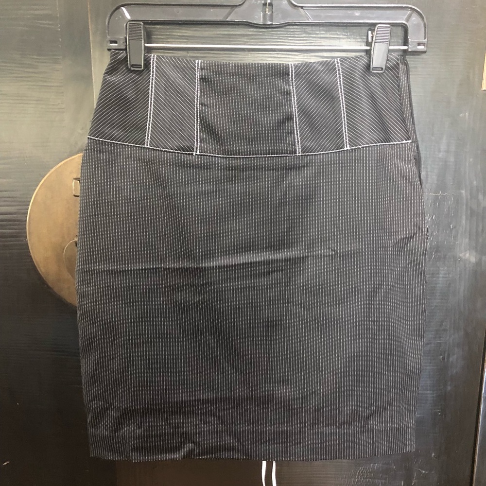 Bebe Pencil Skirt New w/Tags. Size 4